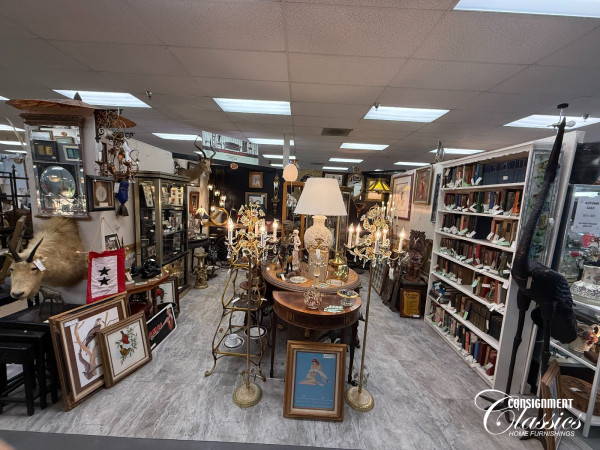 San Diego Antique & Unique