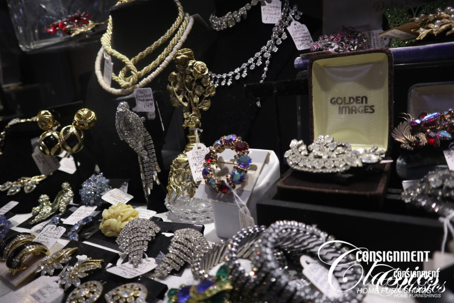 Alluring_Antiques (1)