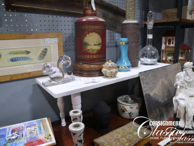 EM Antiques