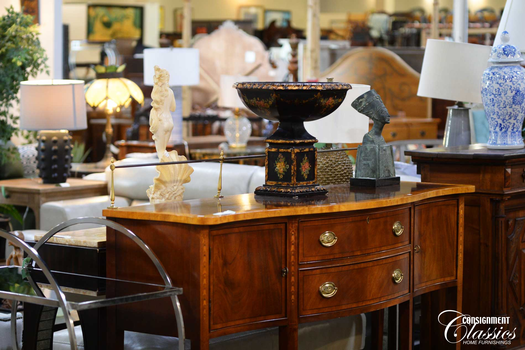 consignment-classics-encinitas_20260924_0075
