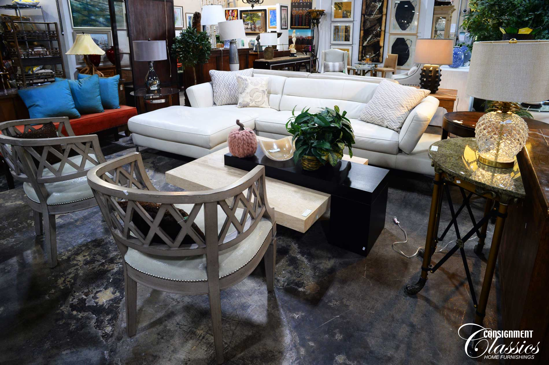 consignment-classics-encinitas_20260924_0080