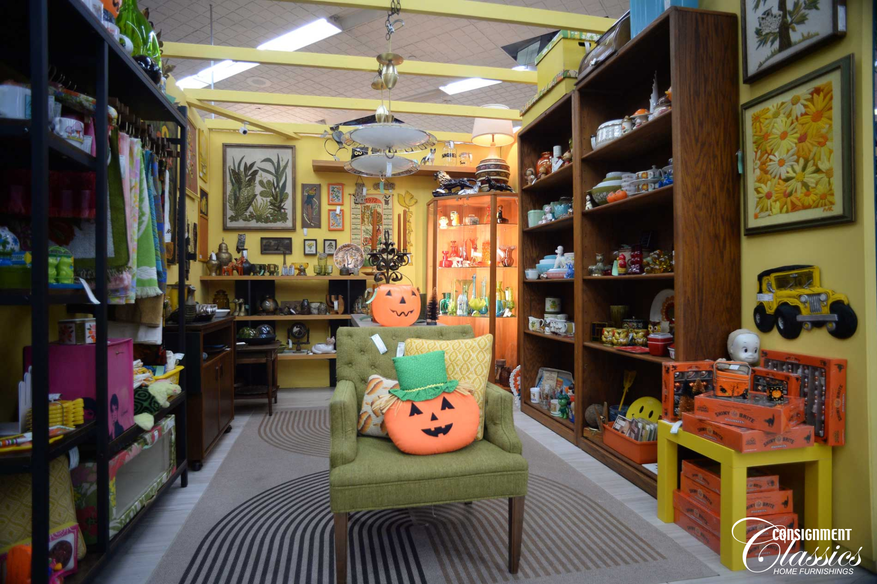 consignment-classics-the-mart-_20260929_0004