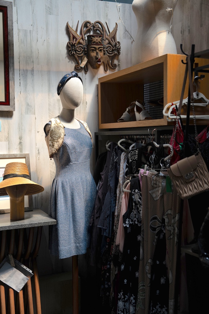 Mannequin with vintage dress displayed at Kurtz Street Vintage Marketplace.